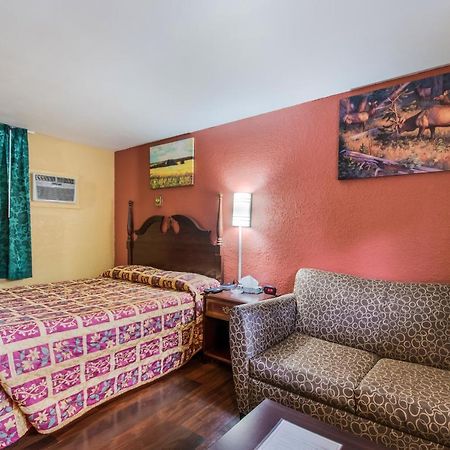 Highland Inn New Cumberland Esterno foto