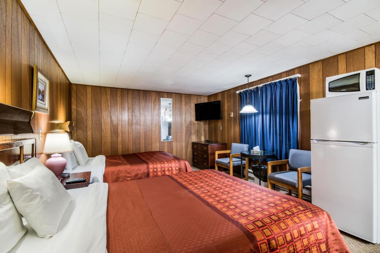Highland Inn New Cumberland Esterno foto
